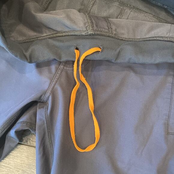 Lululemon Men's Water Repellant Pull On Pants Gray Size M - Picture 5 of 10